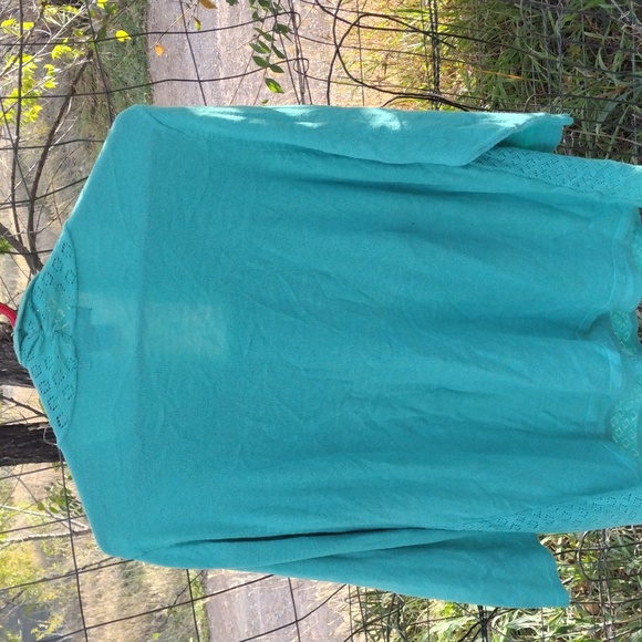 Sweater - Picture 6 of 7